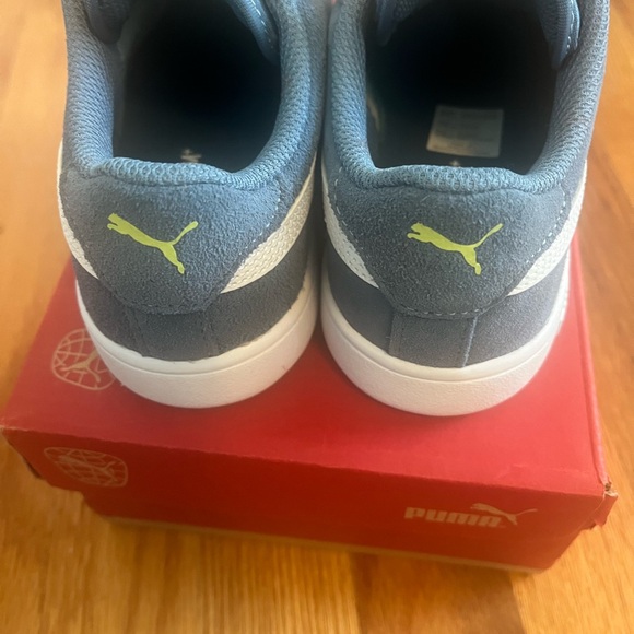 Puma Blue Sneakers with Velcro Straps and Suede-Like Material - Picture 4 of 4